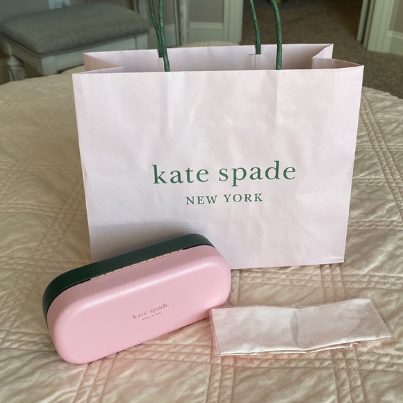 Accessories - NWOT Kate Spade Glasses Case
